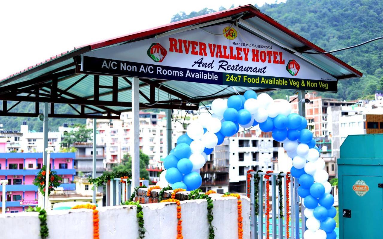 River Valley Hotel Rishikesh Bagian luar foto